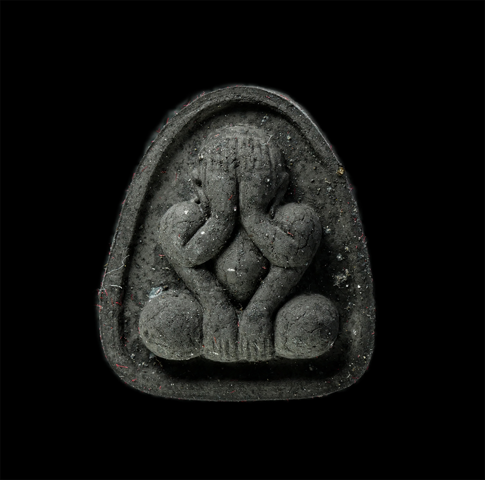 20Jan25 (133)p.jpg - พระปิดตามหาอุตม์ มหามงคล ปี2556 หลวงปู่เจือ จิรวฑฺโฒ(พระวรพรตปัญญาจารย์ ) วัดอรัญญิกาวาส (วัดป่า) ต.บ้านสวน อ.เมือง จ.ชลบุรี เนื้อผงพุทธคุณ ผงว่าน ผงใ [..] | https://kamulet.in.th